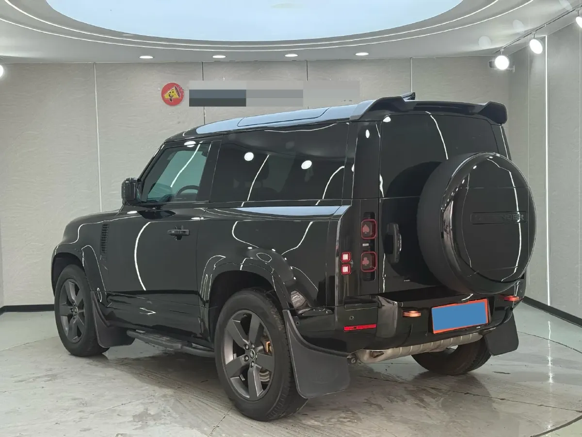 2023 Land Rover Defender 3.0T 400HP L6 8AT,autocango,china used car exporter,china ev exporter,chinese used car exporter,chinese used ev exporter