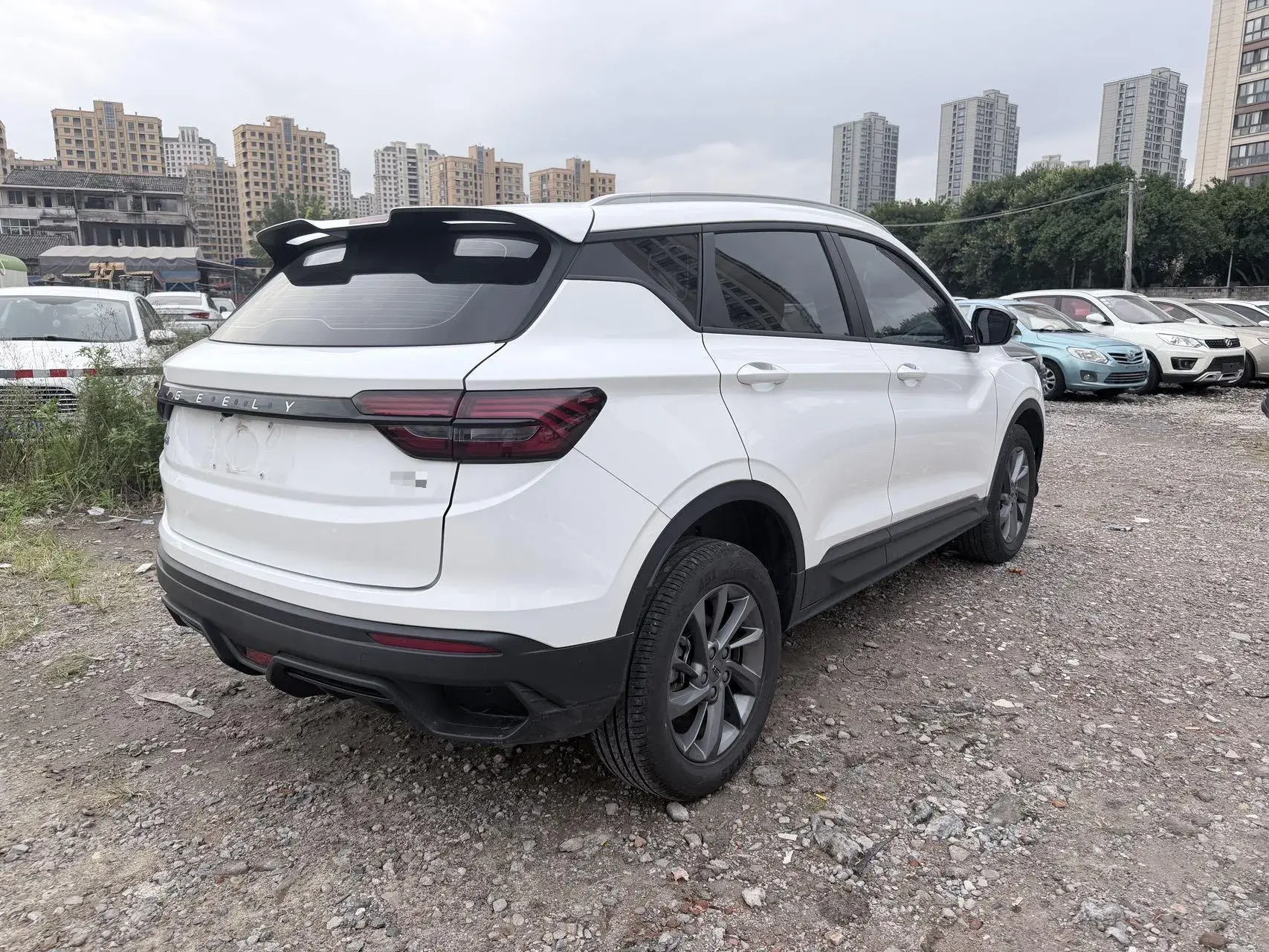 2024 GEELY COOLRAY thumbnail 4