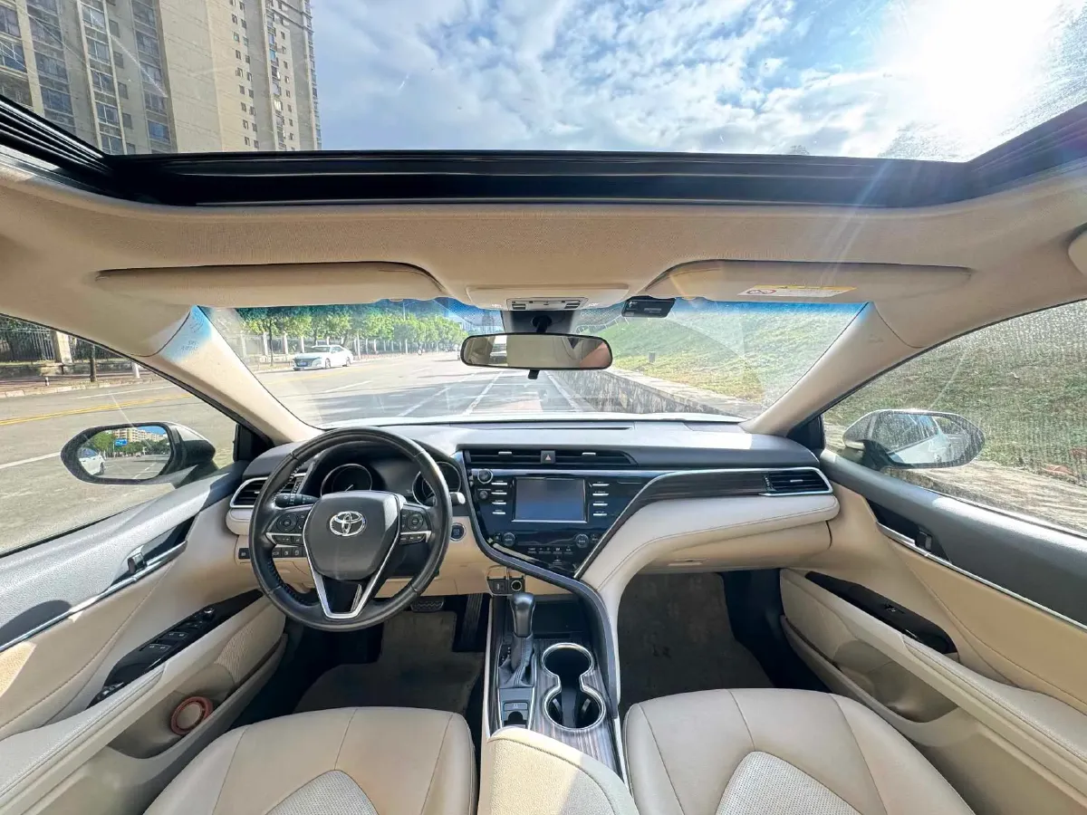 2018 Toyota Camry 2.0L 169HP L4 6AT,autocango,china used car exporter,china ev exporter,chinese used car exporter,chinese used ev exporter