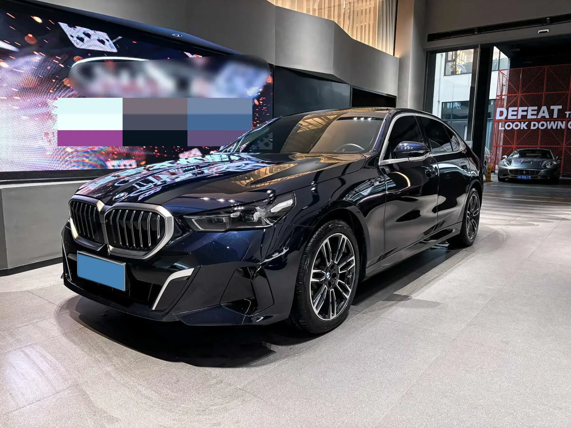 2024 BMW 5 view 1