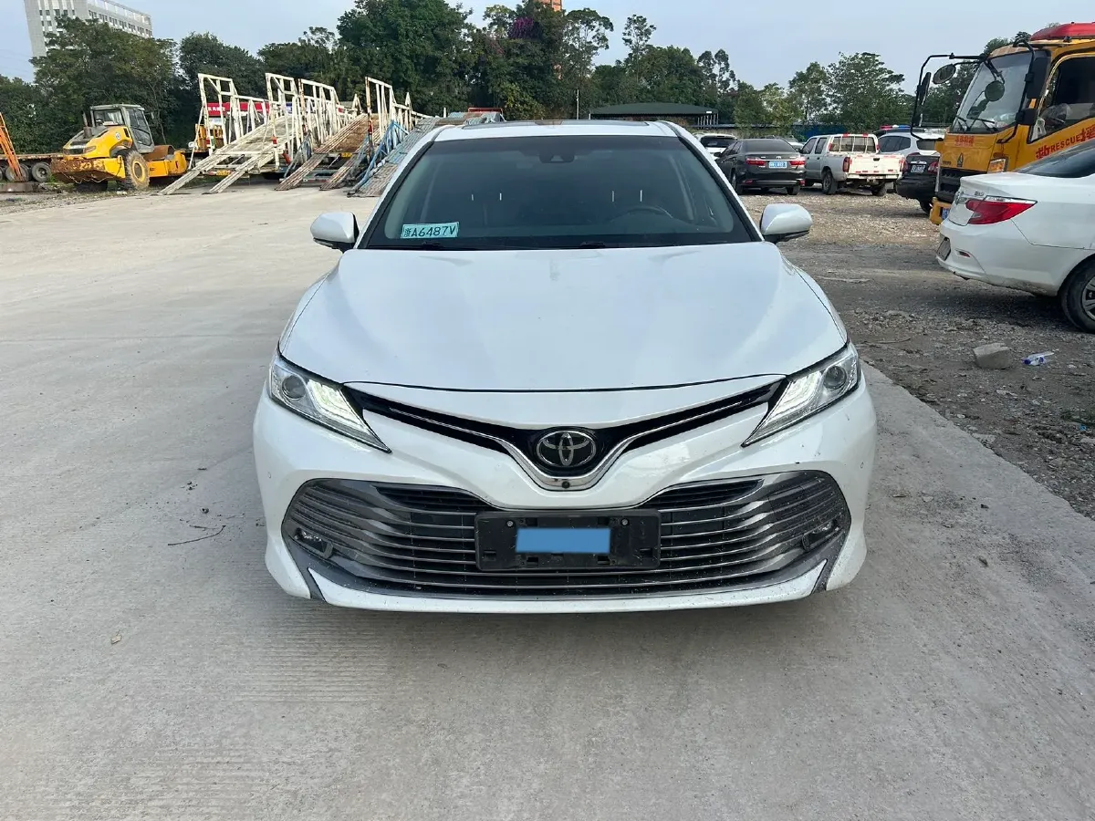 2018 Toyota Camry 2.0L 169HP L4 6AT,autocango,china used car exporter,china ev exporter,chinese used car exporter,chinese used ev exporter