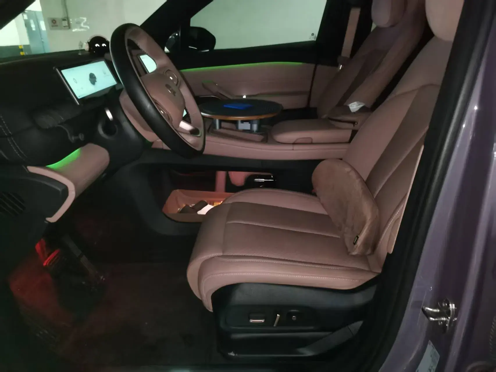 2024 NIO ES6 thumbnail 3