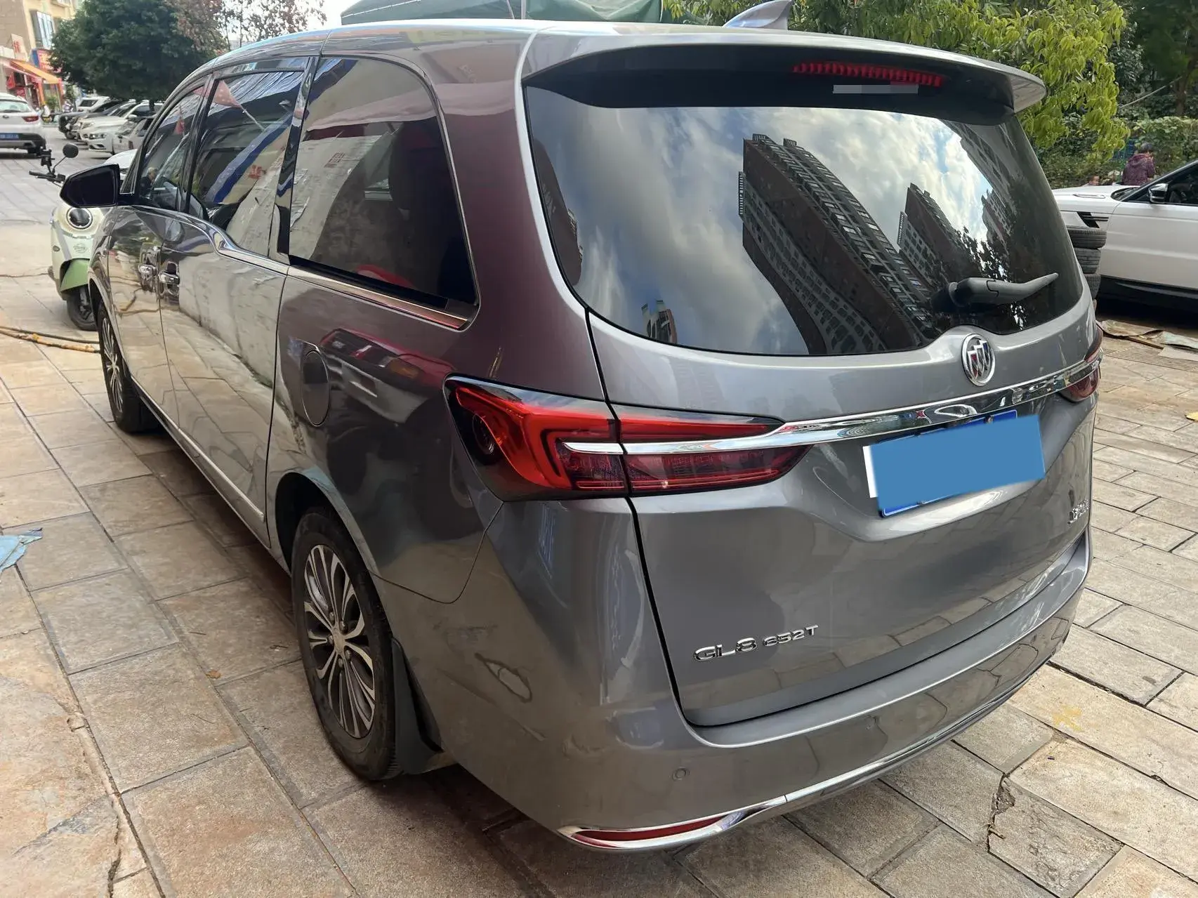 2021 BUICK GL8 thumbnail 4