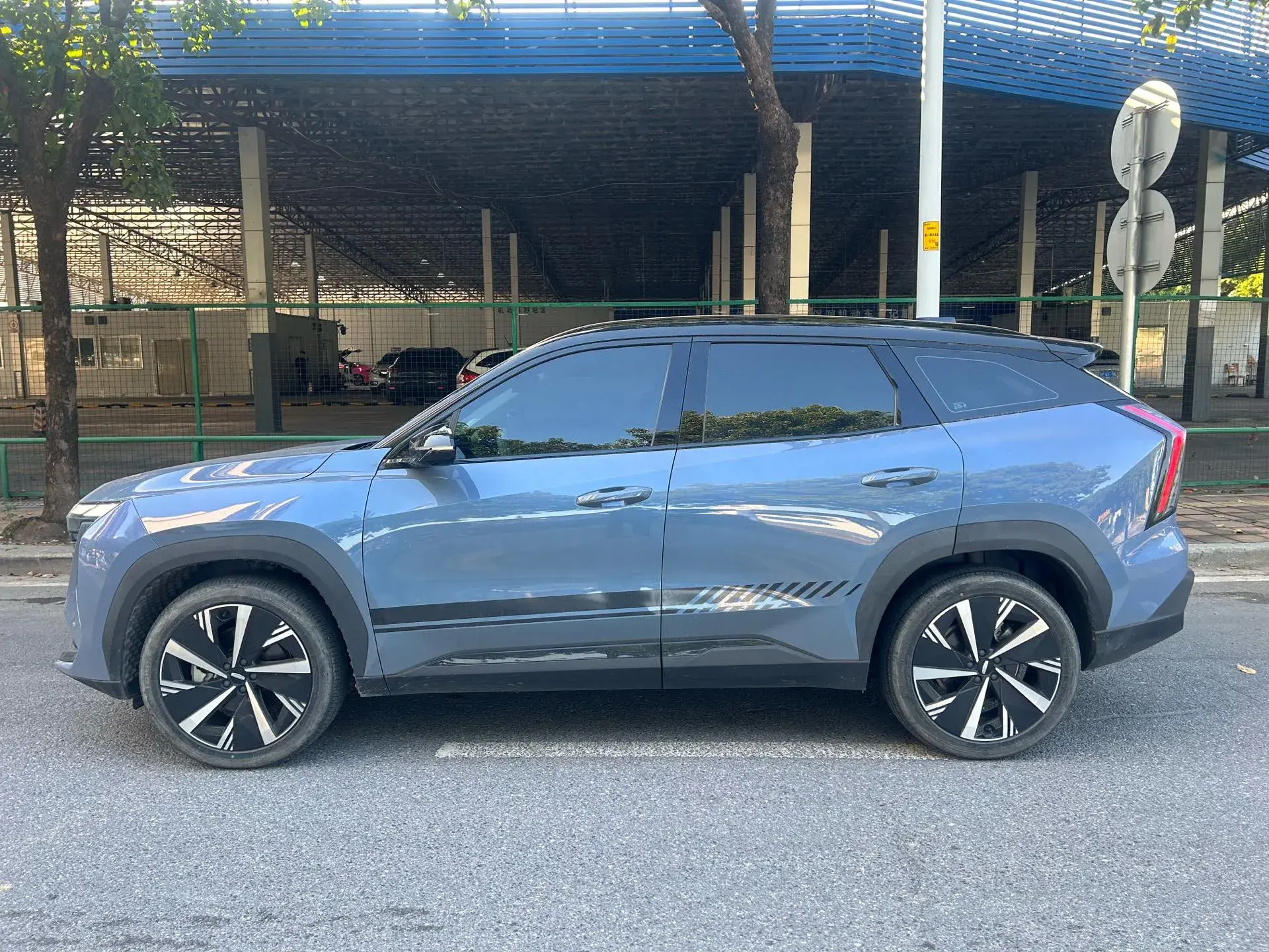 2023 GEELY STARRAY thumbnail 2