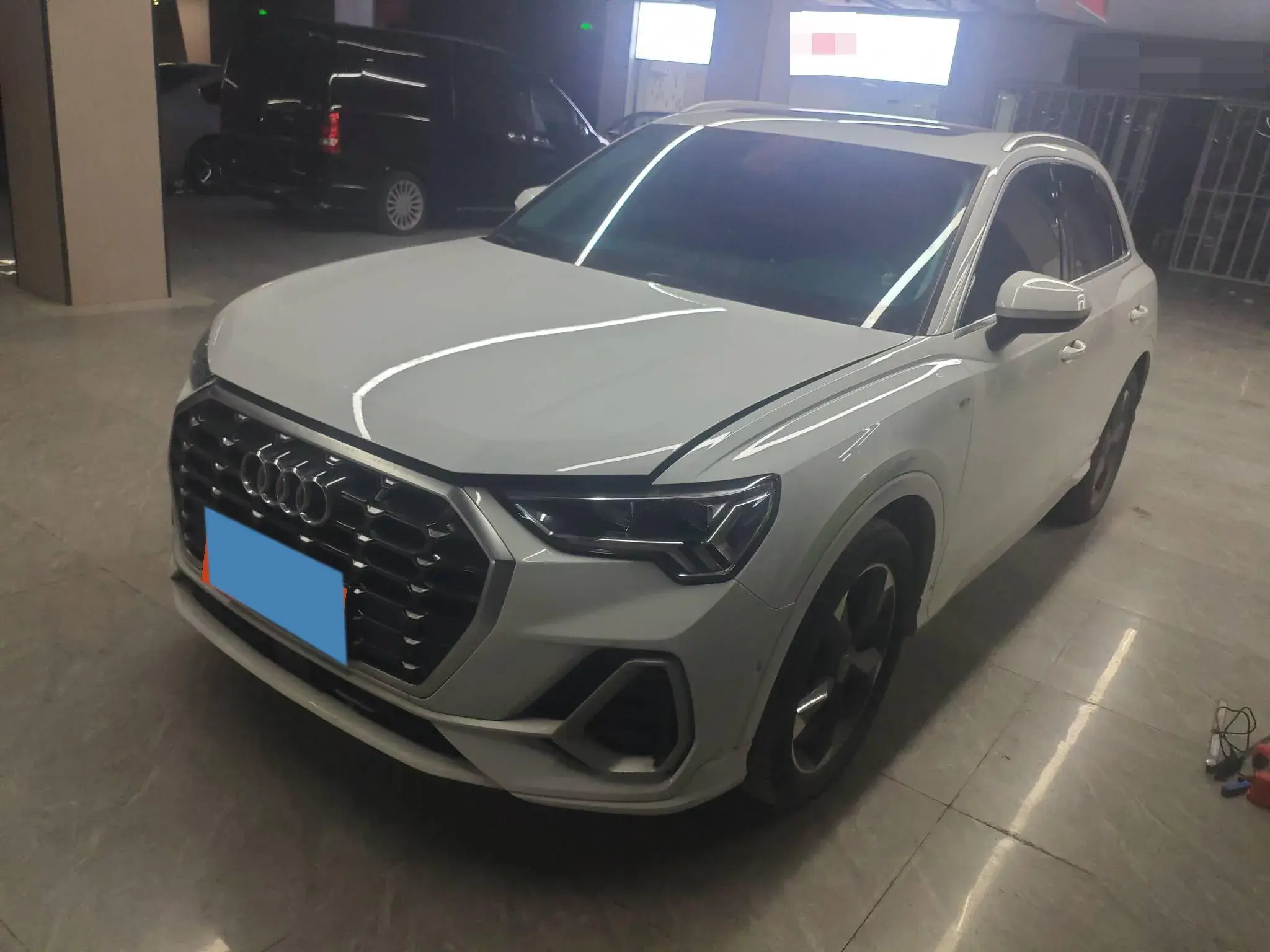 2022 AUDI Q3 view 1