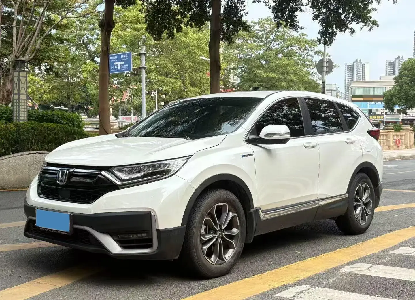 2021 HONDA CR-V view 1