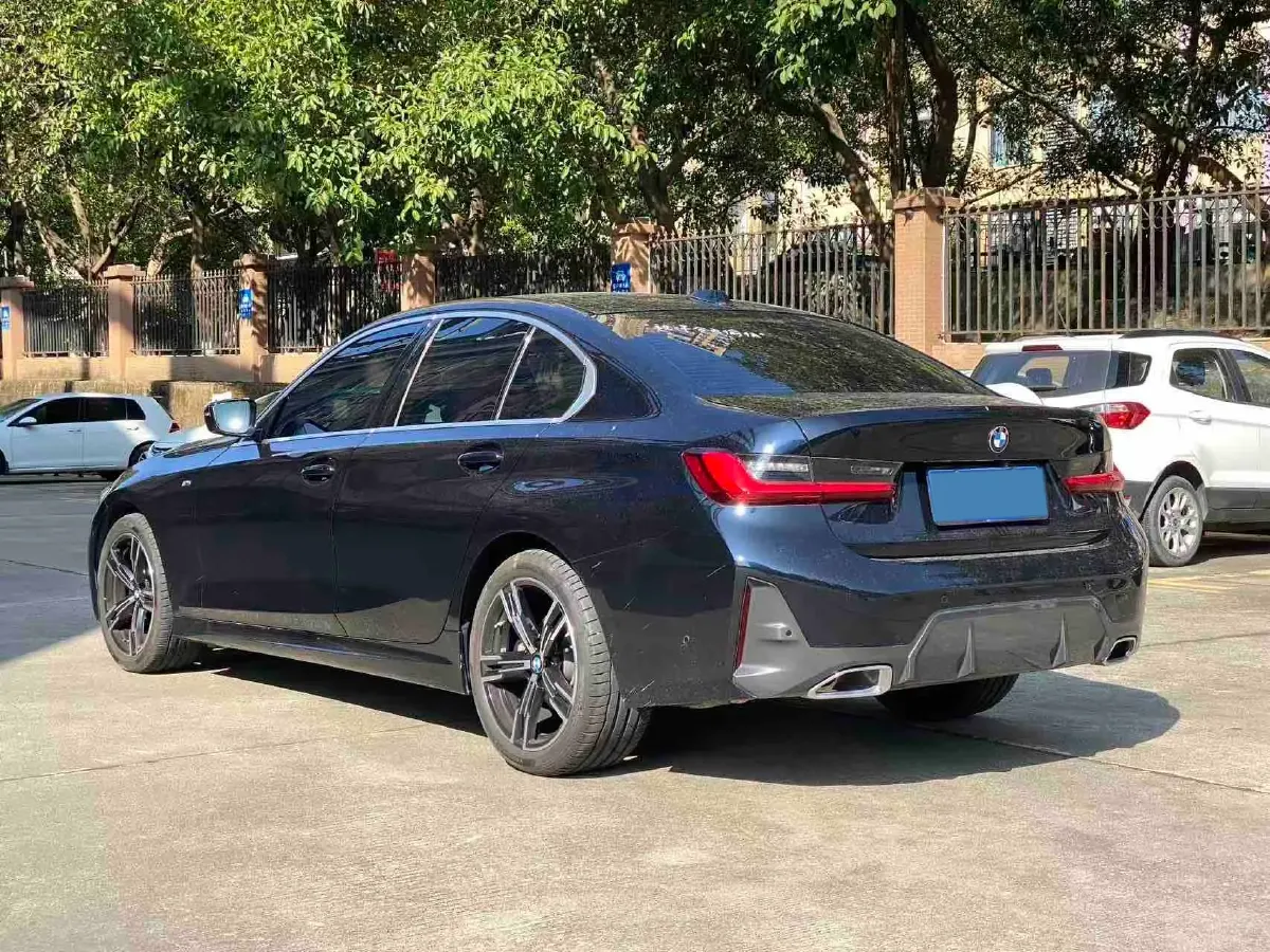 2024 BMW 3 Series 2.0T 184HP L4 8AT,autocango,china used car exporter,china ev exporter,chinese used car exporter,chinese used ev exporter
