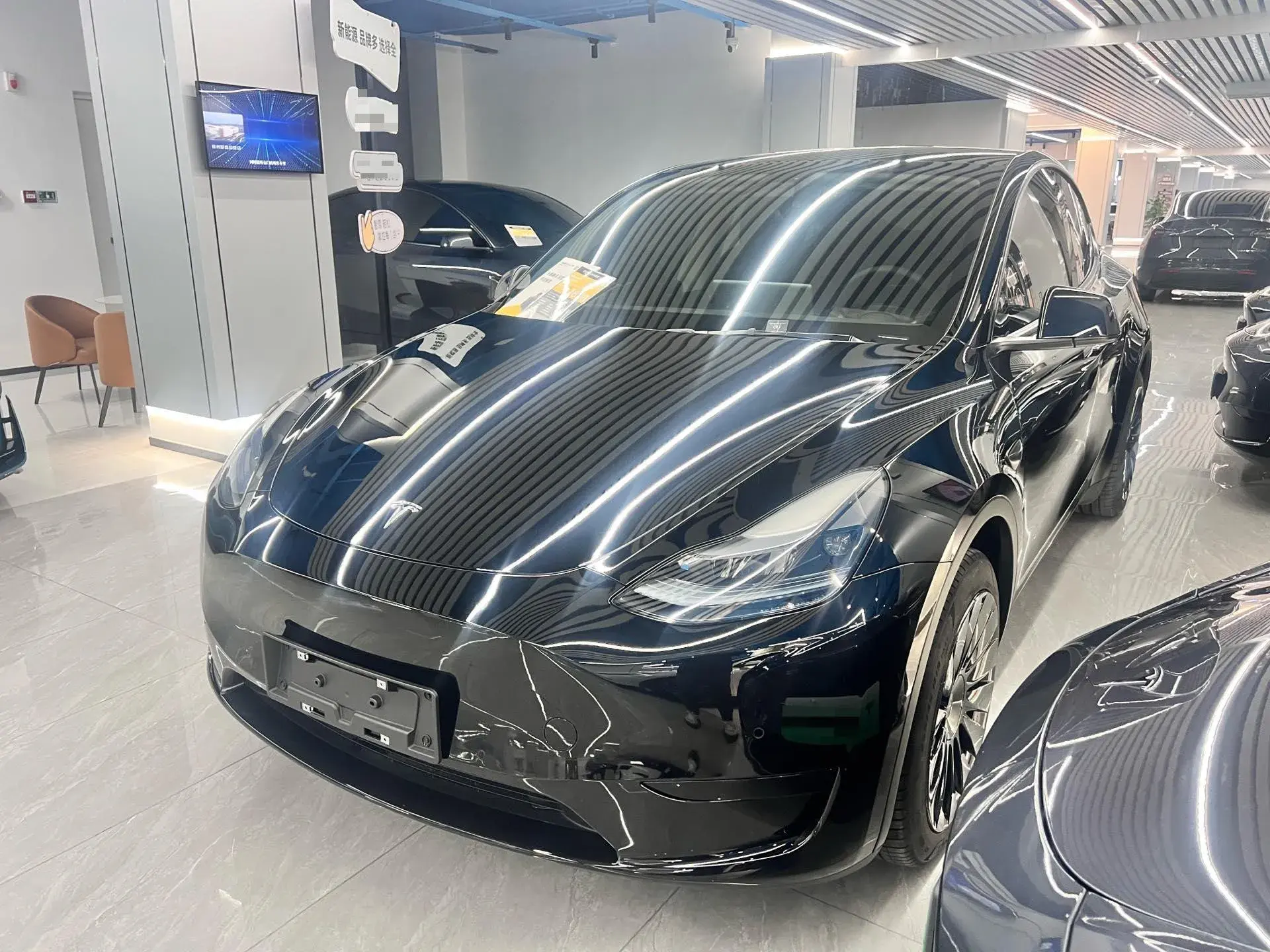 2022 TESLA MODEL view 1