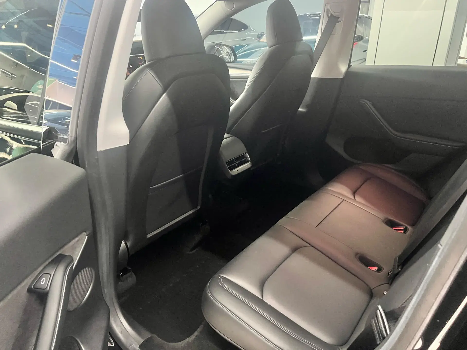 2022 TESLA MODEL thumbnail 4