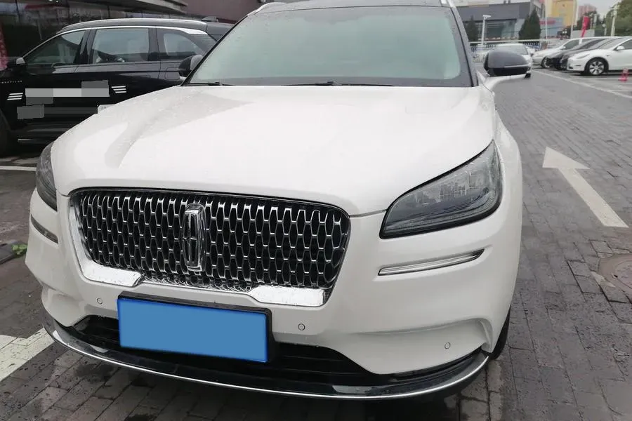 2022 Lincoln Corsair 2.0T 245HP L4 8AT,autocango,china used car exporter,china ev exporter,chinese used car exporter,chinese used ev exporter