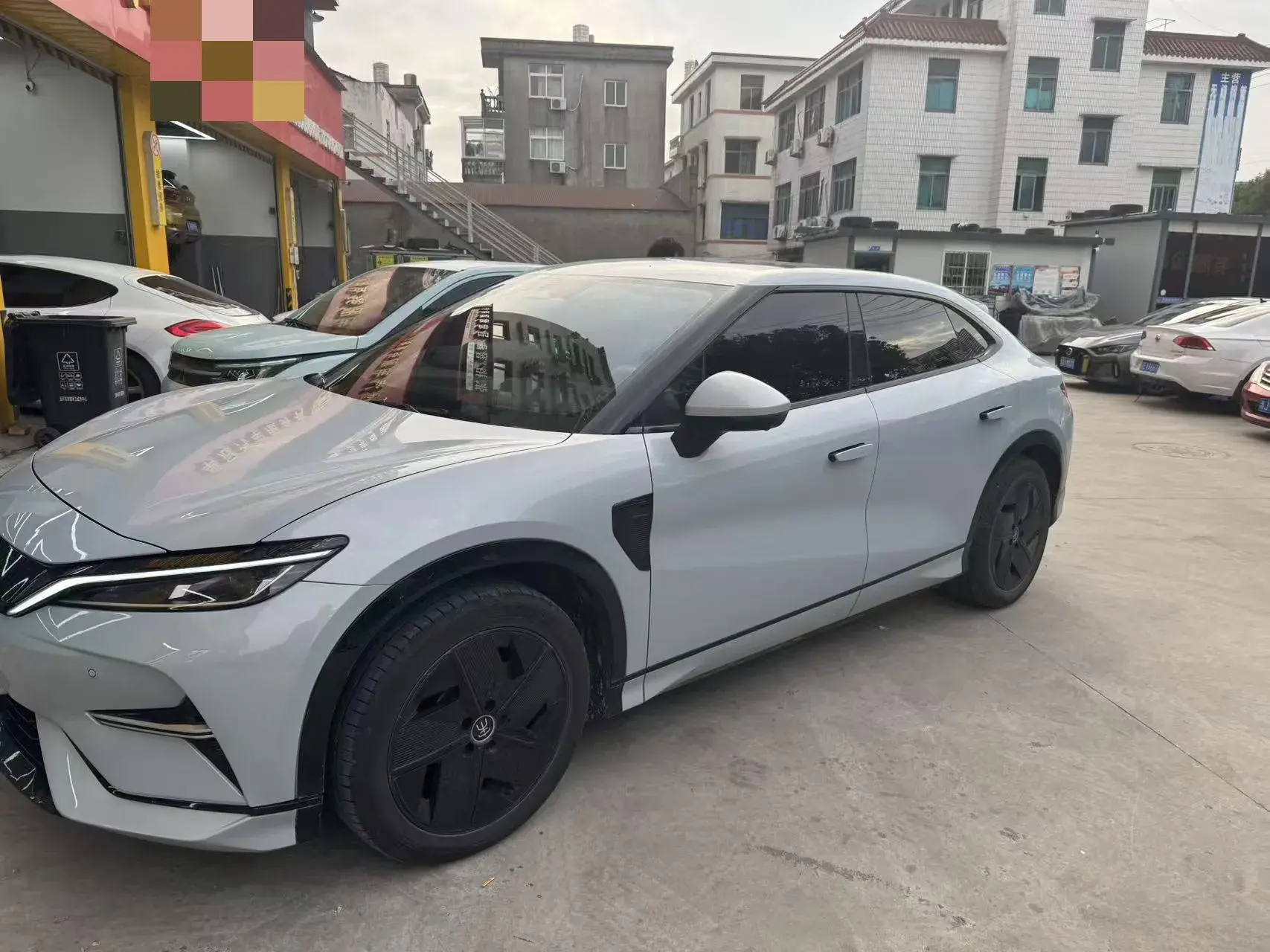 2024 BYD SONGL view 1