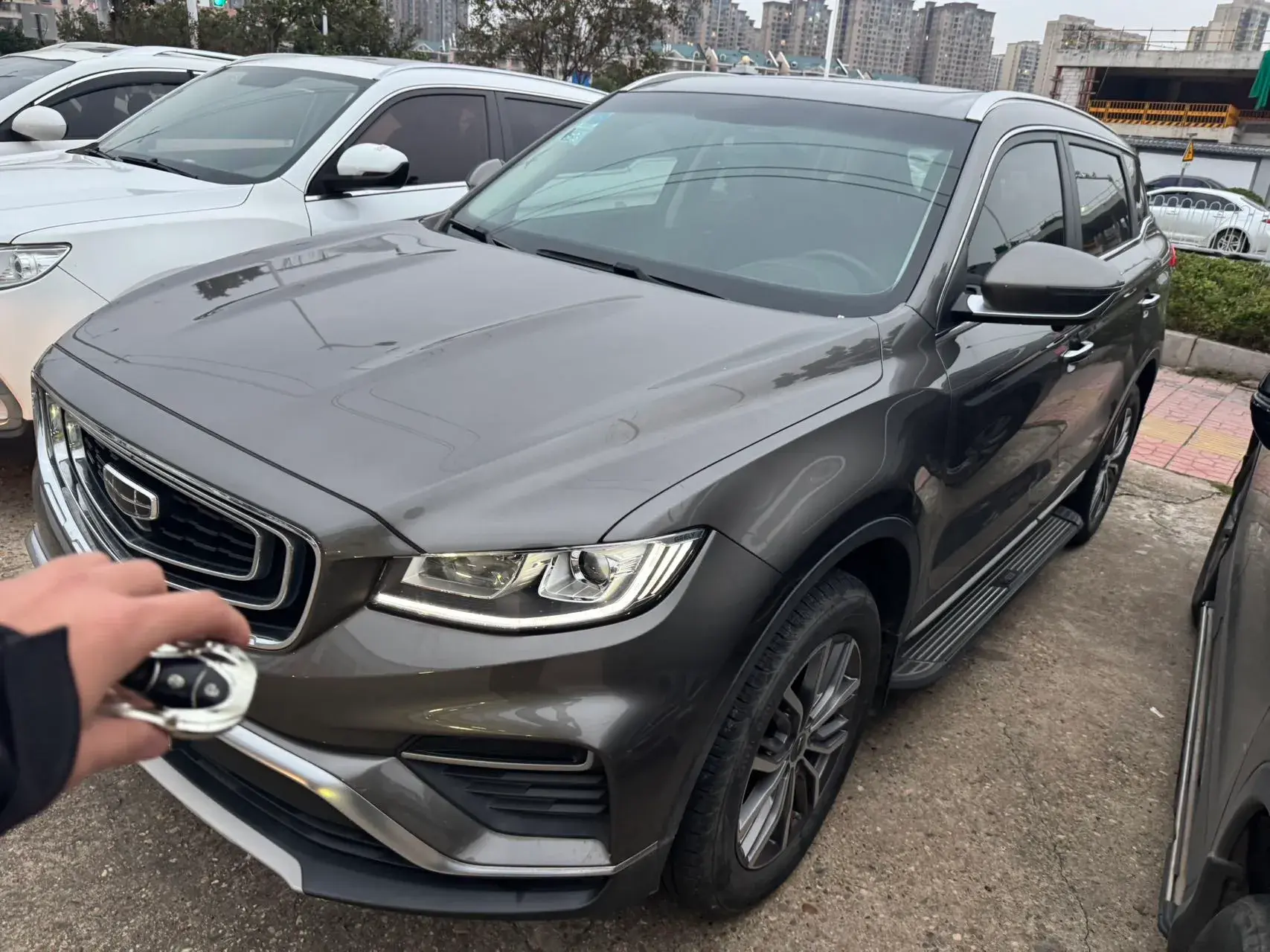 2020 GEELY AZKARRA view 1