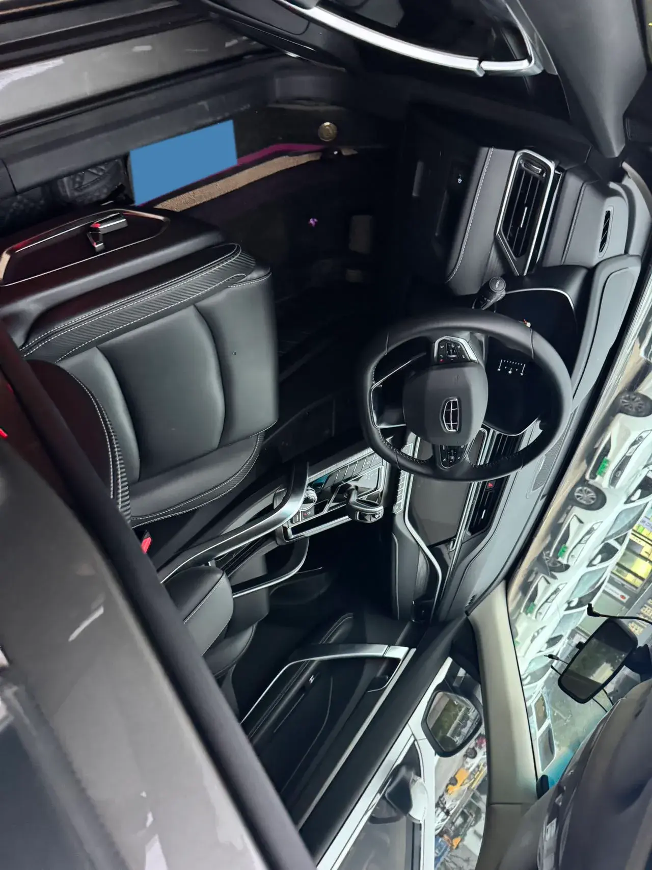 2020 GEELY AZKARRA thumbnail 3