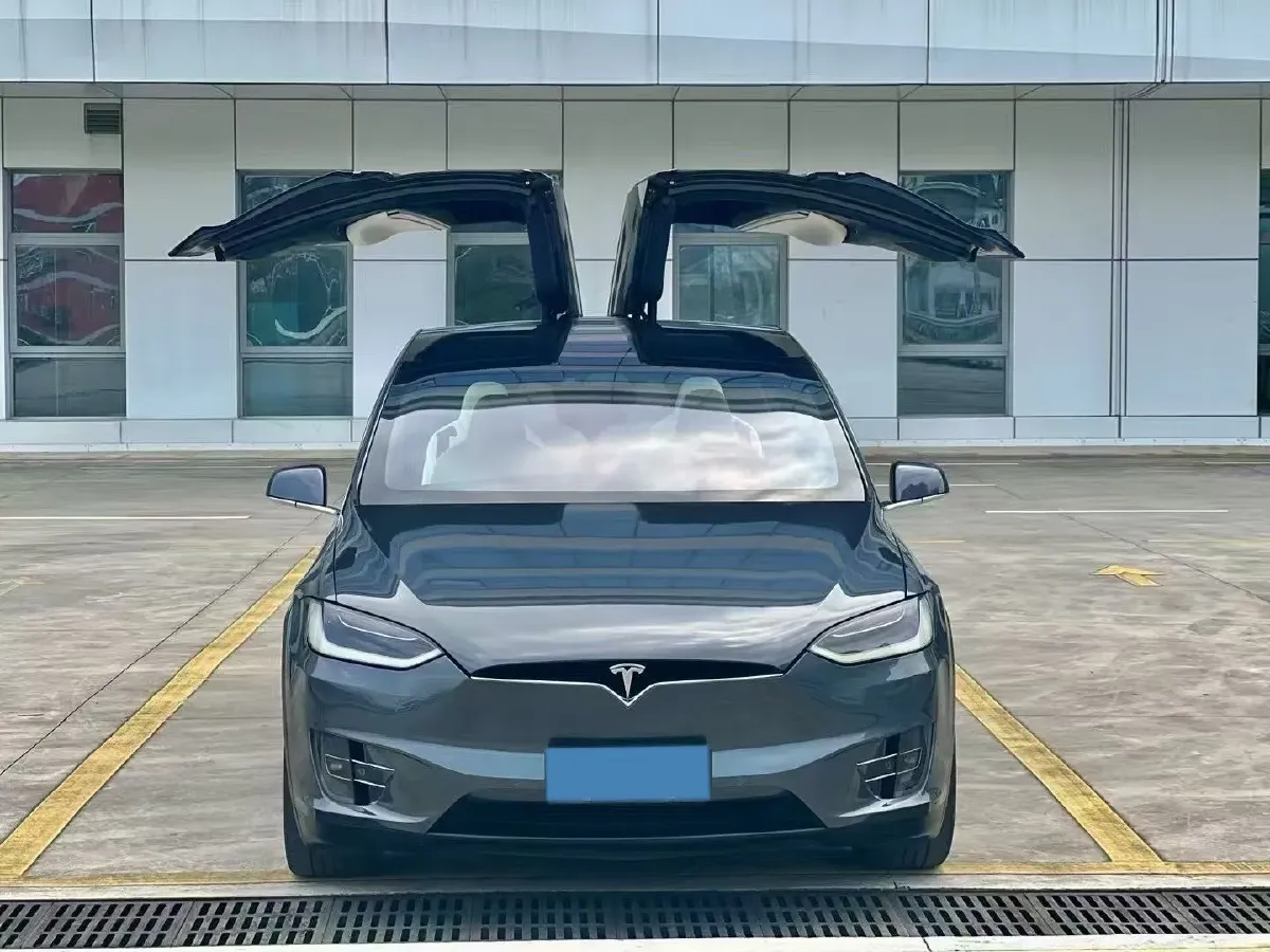 2017 Tesla Model X BEV 100KWH,autocango,china used car exporter,china ev exporter,chinese used car exporter,chinese used ev exporter