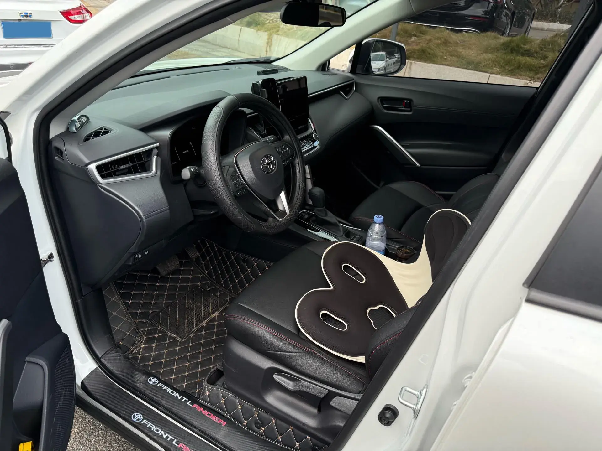 2024 TOYOTA FRONTLANDER thumbnail 2