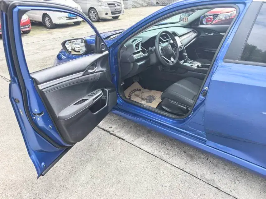 2019 HONDA CIVIC thumbnail 4