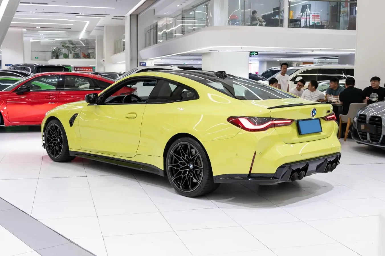 2021 BMW M4 3.0T 510HP L6 8AT,autocango,china used car exporter,china ev exporter,chinese used car exporter,chinese used ev exporter