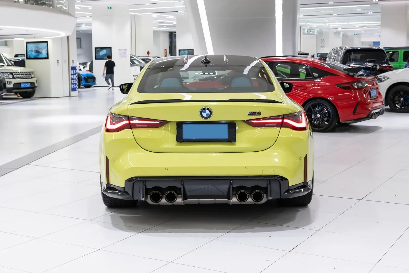 2021 BMW M4 3.0T 510HP L6 8AT,autocango,china used car exporter,china ev exporter,chinese used car exporter,chinese used ev exporter