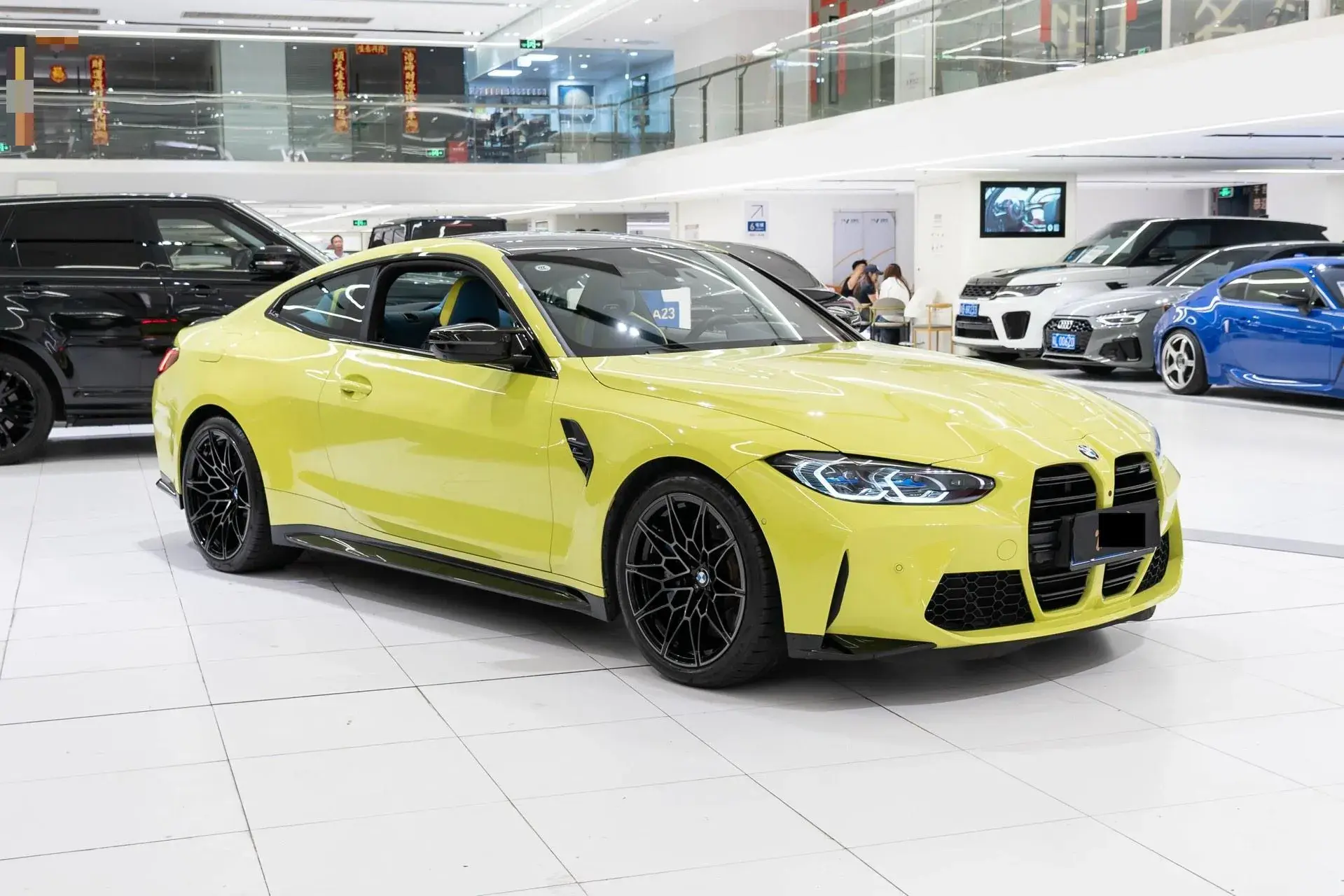 2021 BMW M4 thumbnail 3