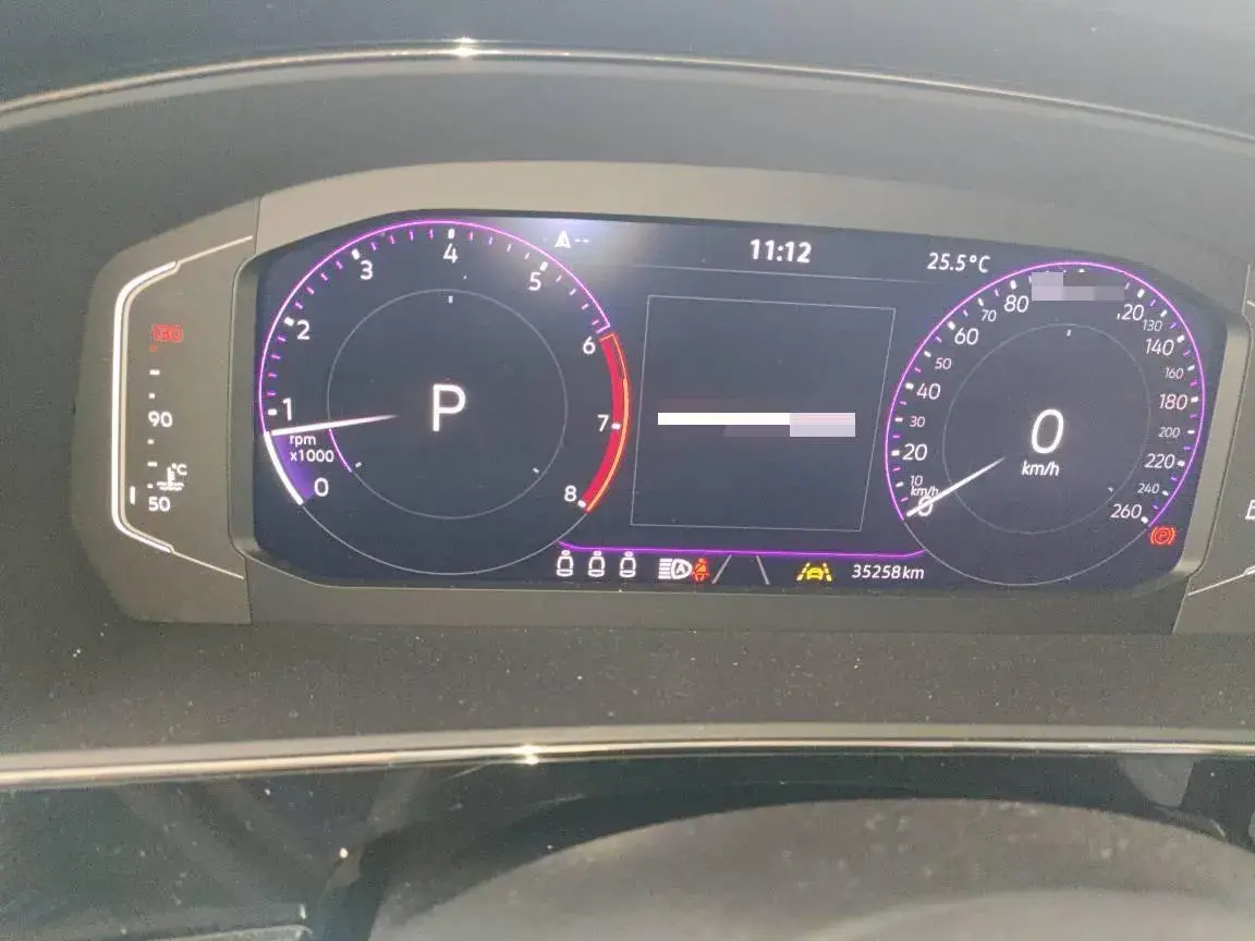 2024 VOLKSWAGEN PASSAT thumbnail 4