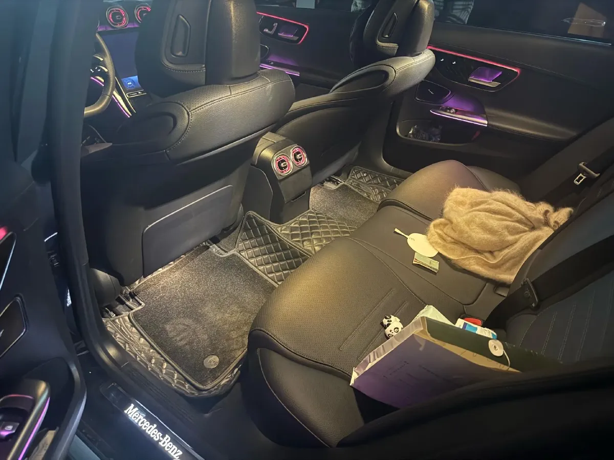 2024 Mercedes-Benz C Class 1.5T 204HP L4 9AT,autocango,china used car exporter,china ev exporter,chinese used car exporter,chinese used ev exporter