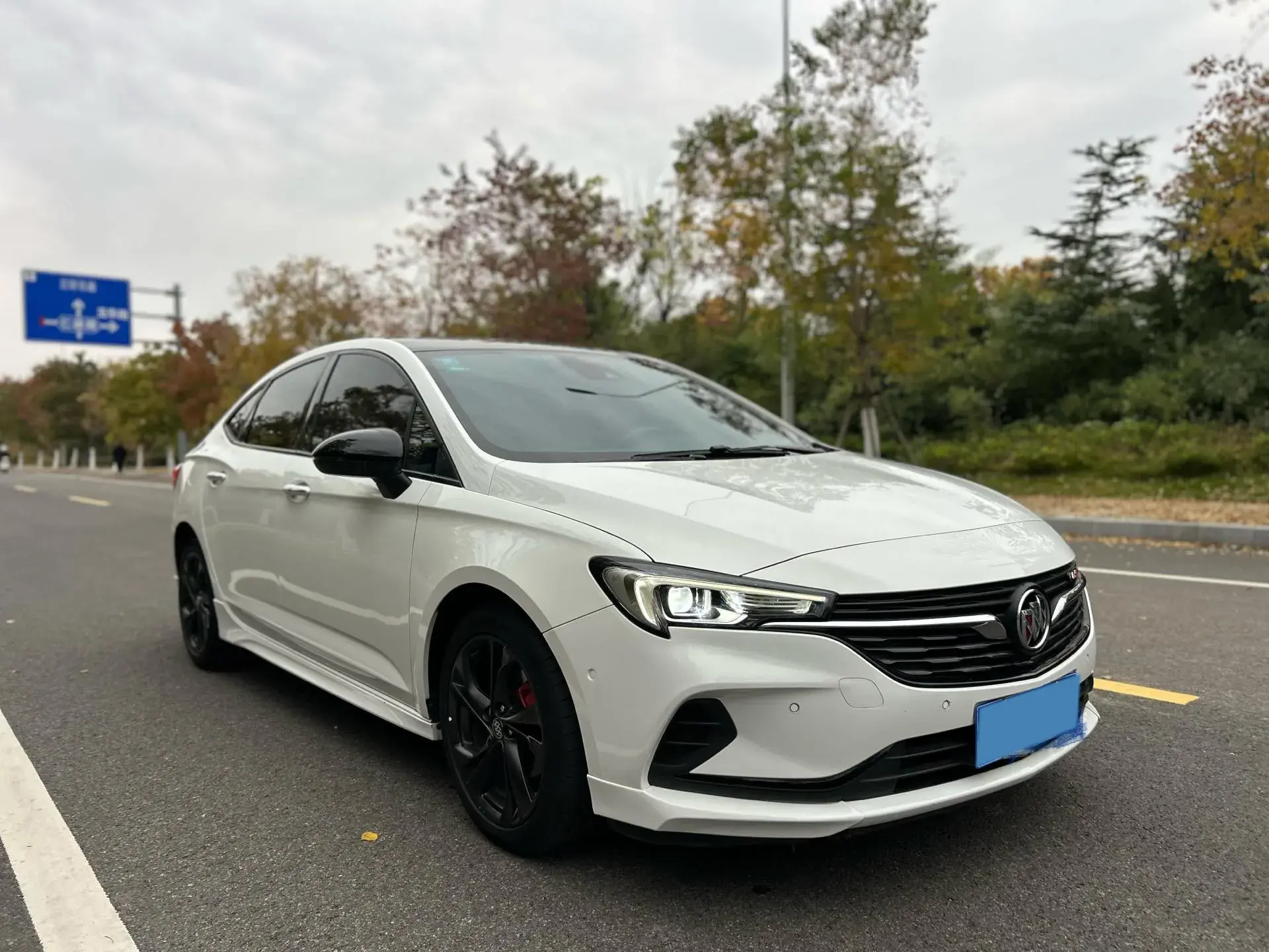 2020 BUICK VERANO thumbnail 3