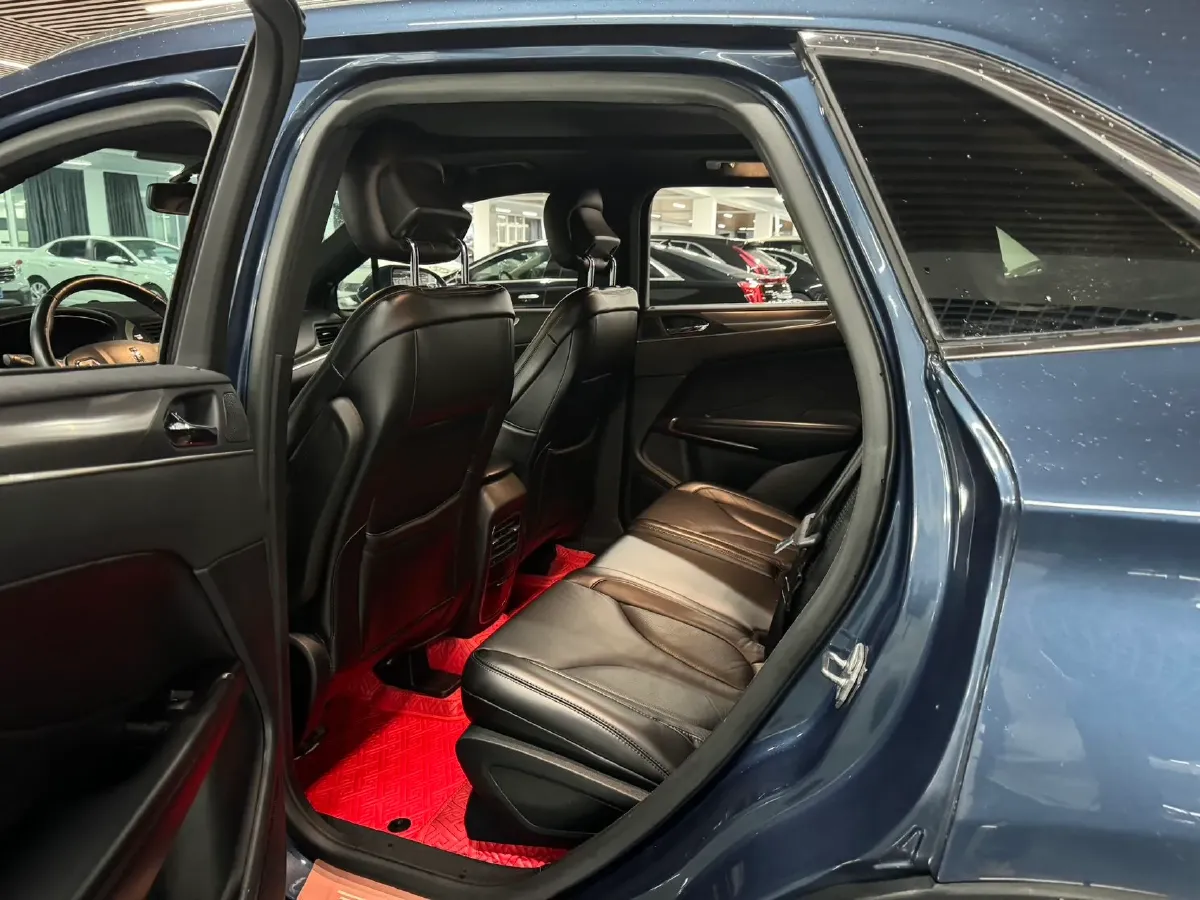 2018 Lincoln MKC 2.0T 203HP L4 6AT,autocango,china used car exporter,china ev exporter,chinese used car exporter,chinese used ev exporter