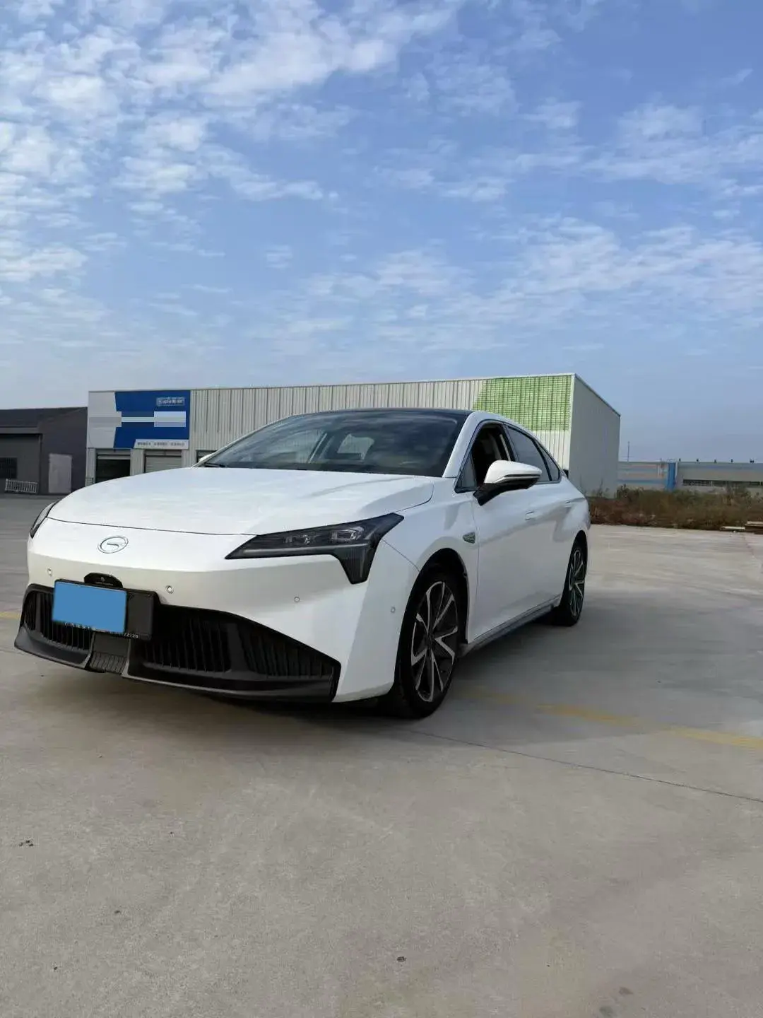 2022 AION S view 1