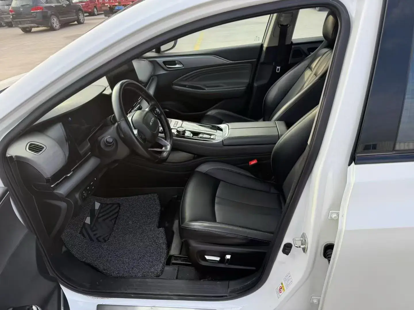 2022 AION S thumbnail 3