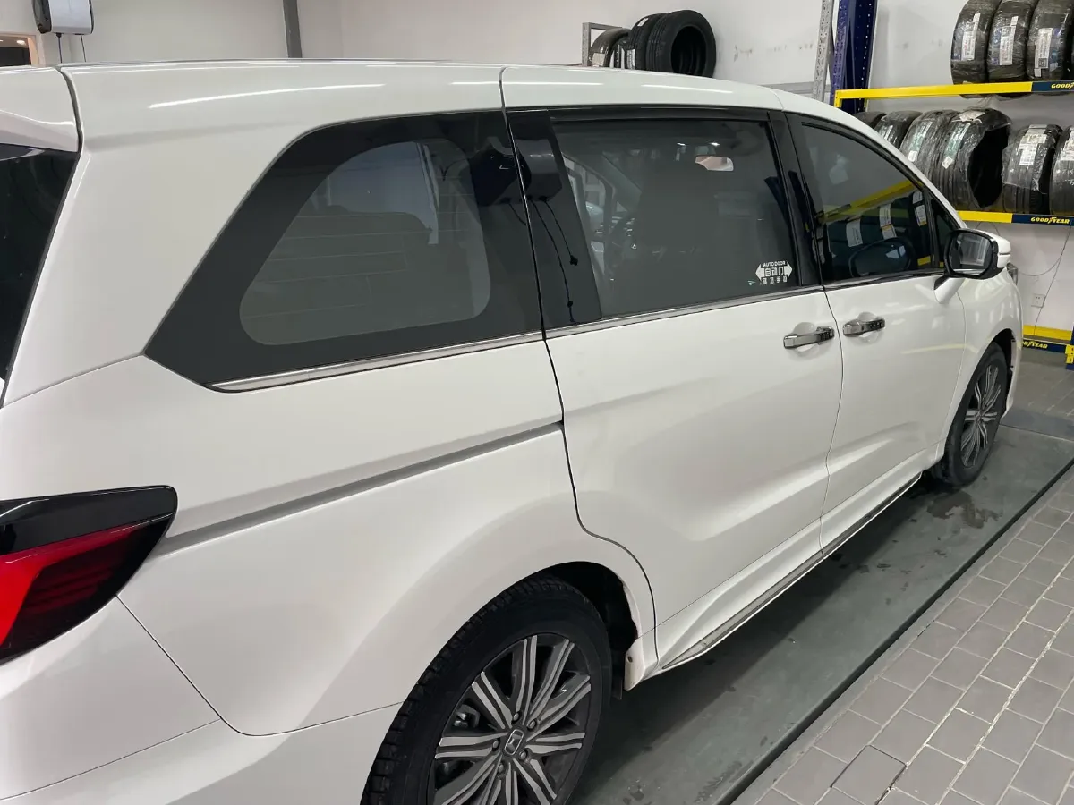 2022 Honda Odyssey 2.0L 146HP L4 E-CVT Hybrid,autocango,china used car exporter,china ev exporter,chinese used car exporter,chinese used ev exporter