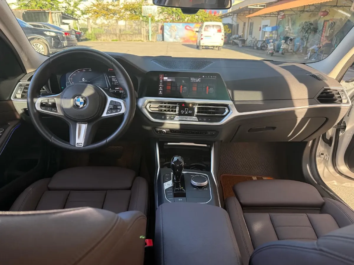 2022 BMW 3 Series 2.0T 184HP L4 8AT,autocango,china used car exporter,china ev exporter,chinese used car exporter,chinese used ev exporter