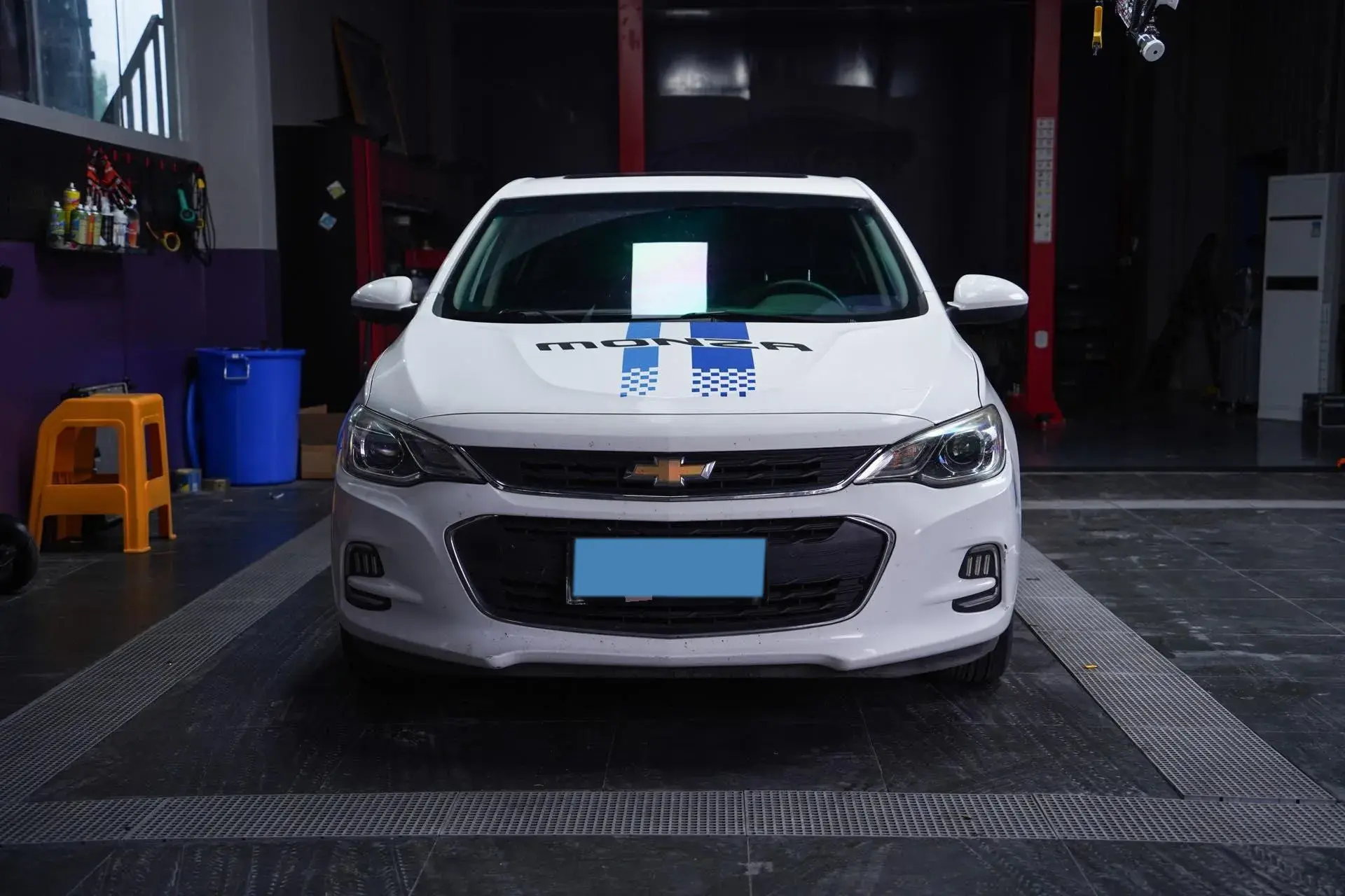 2019 CHEVROLET CAVALIER thumbnail 2