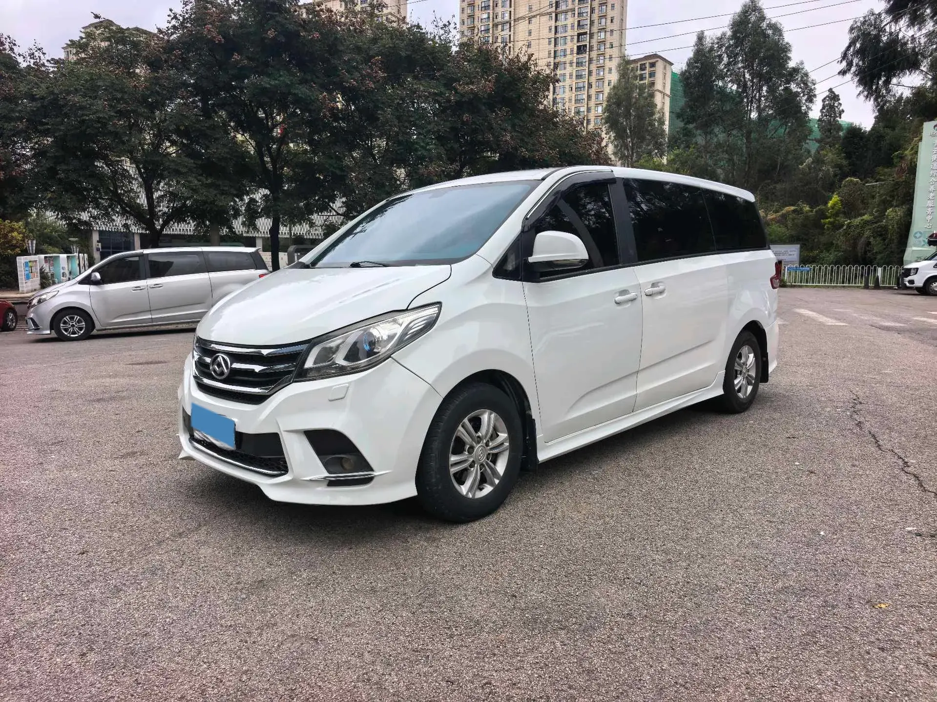 2019 MAXUS G10 view 1