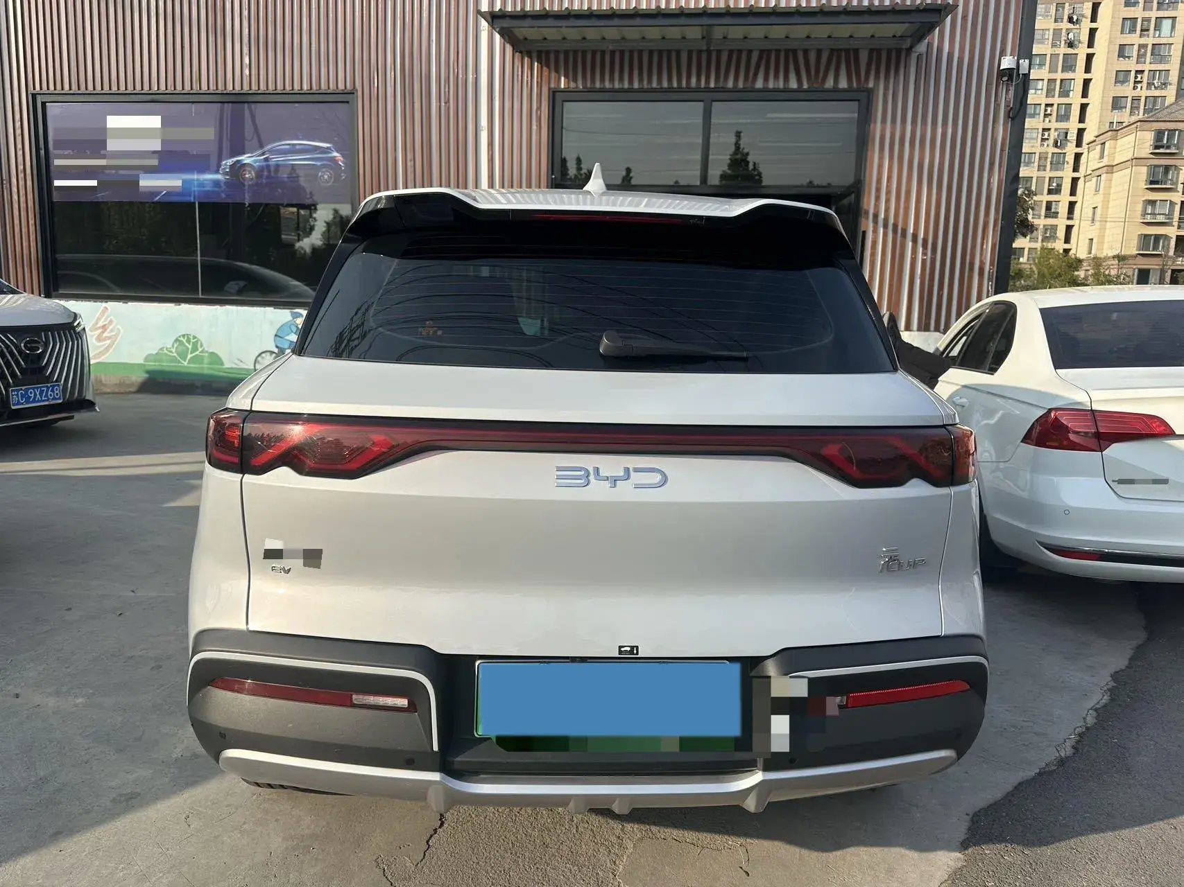 2024 BYD YUANUP thumbnail 3