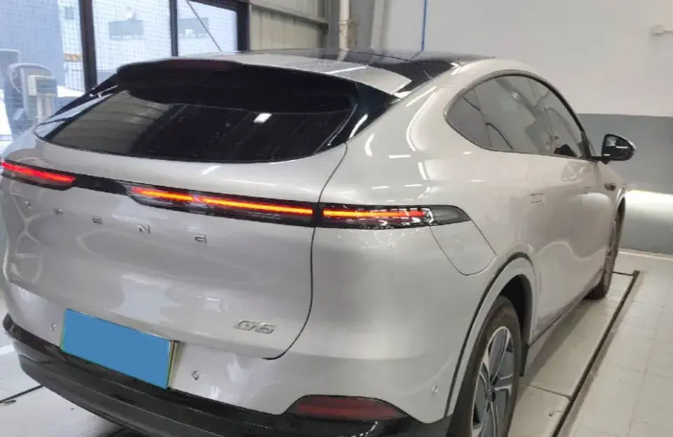 2023 XPENG G6 thumbnail 4