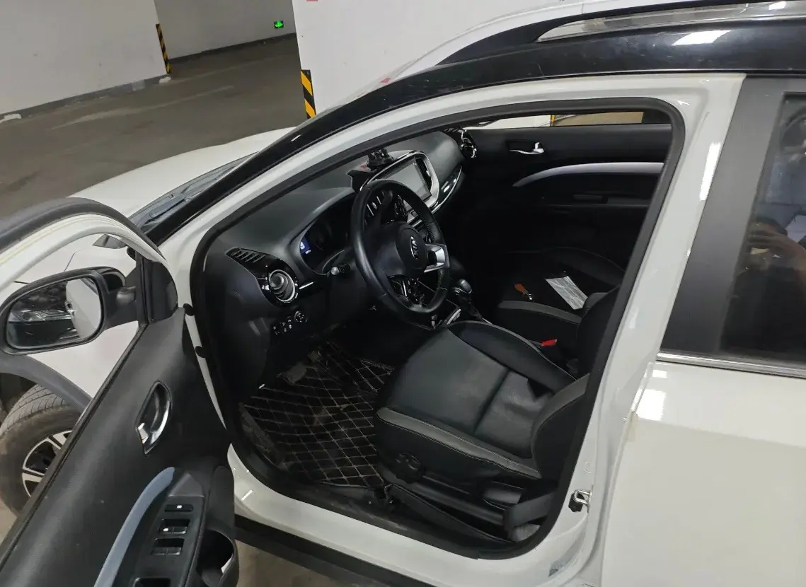 2021 KIA KX1 thumbnail 3