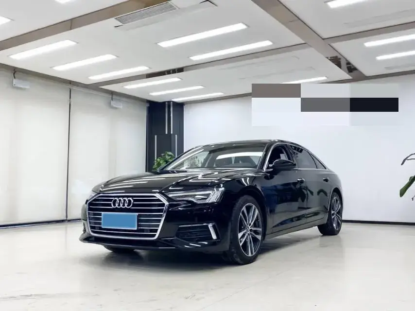 2021 AUDI A6L view 1