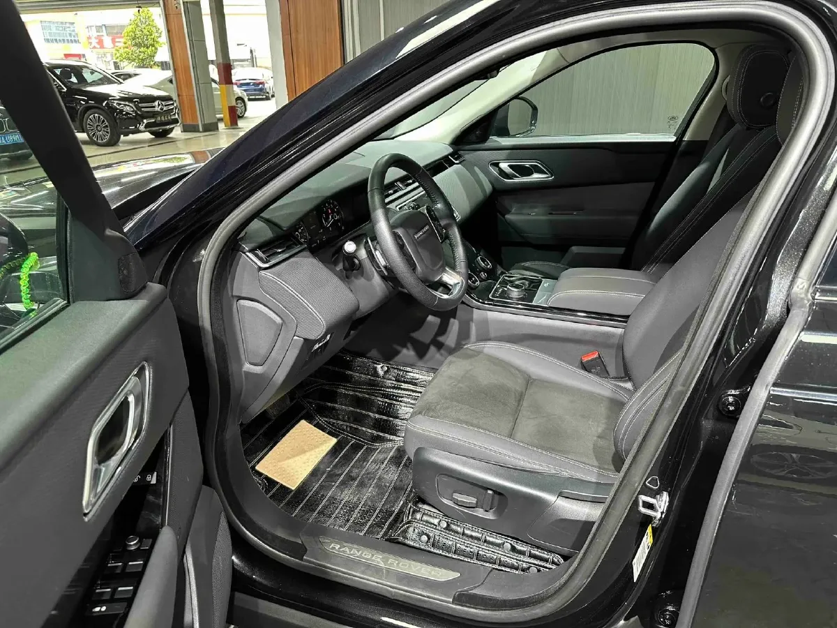 2019 Land Rover Range Rover Velar 2.0T 250HP L4 8AT,autocango,china used car exporter,china ev exporter,chinese used car exporter,chinese used ev exporter