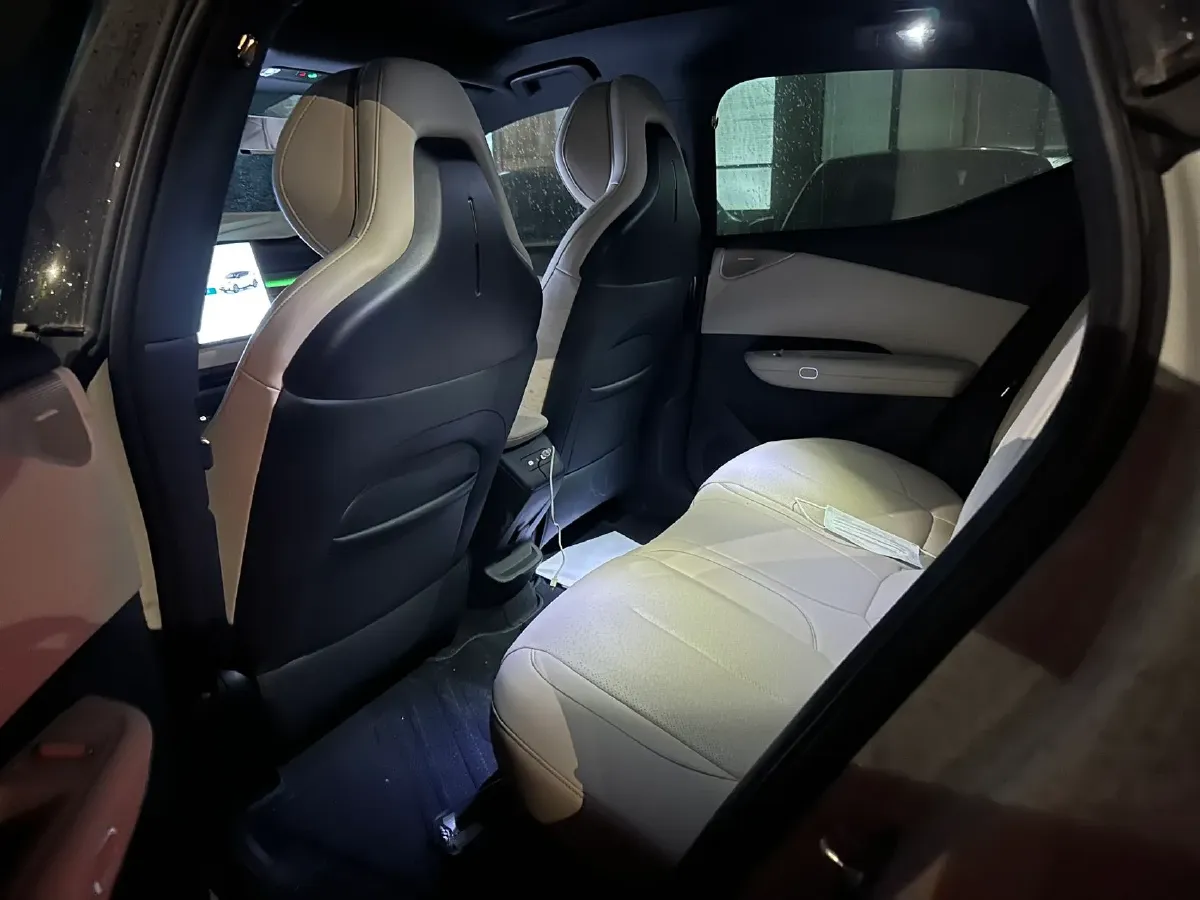 2025 LYNK&CO Z20 BEV 61.47KWH,autocango,china used car exporter,china ev exporter,chinese used car exporter,chinese used ev exporter