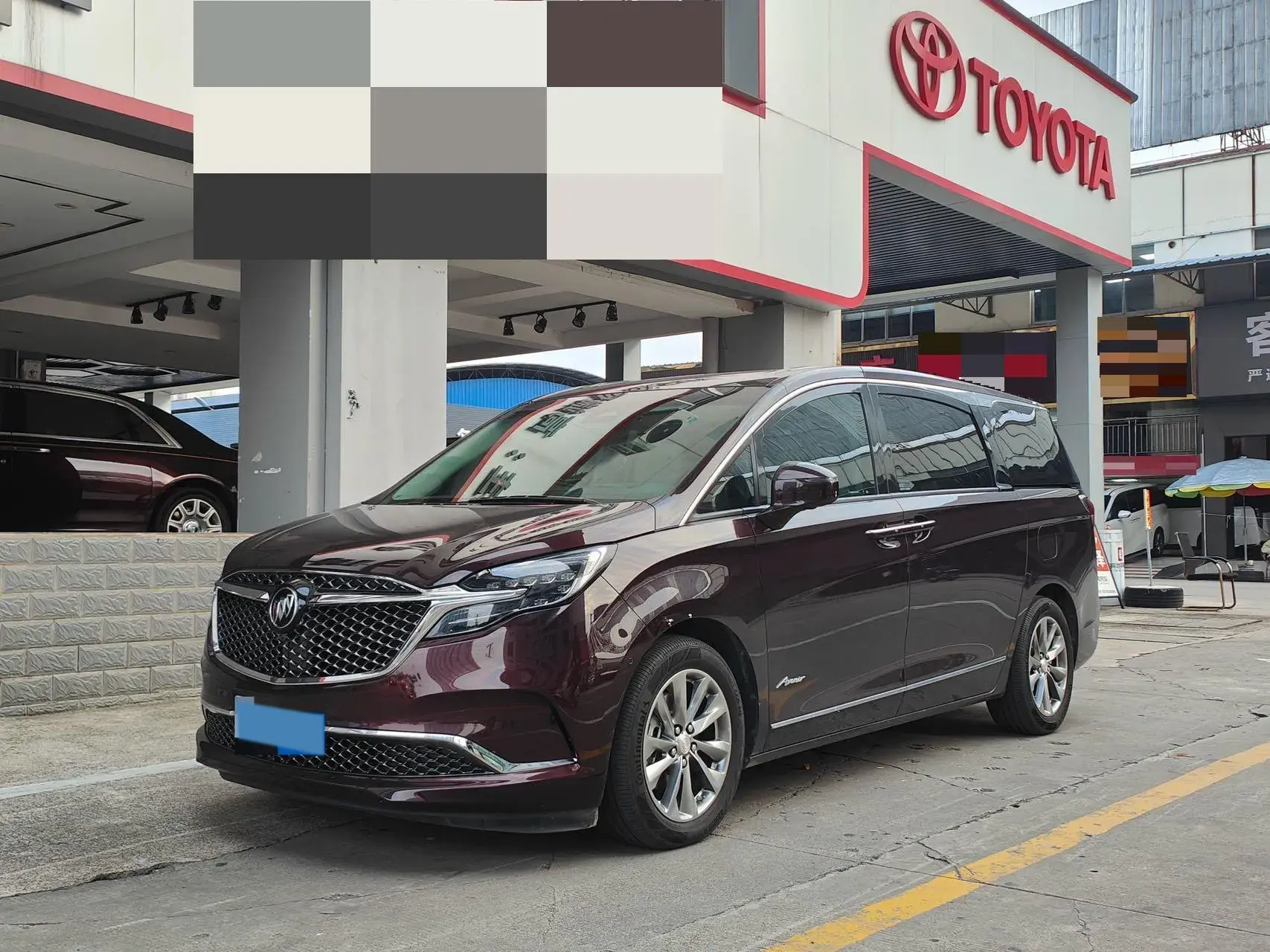 2021 BUICK GL8 view 1