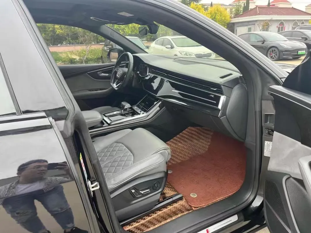 2019 Audi Q8 3.0T 340HP V6 8AT,autocango,china used car exporter,china ev exporter,chinese used car exporter,chinese used ev exporter