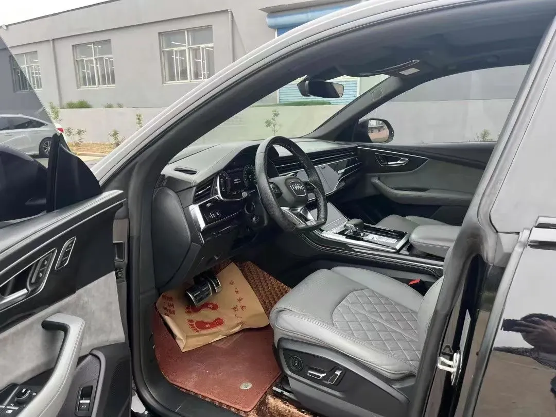 2019 Audi Q8 3.0T 340HP V6 8AT,autocango,china used car exporter,china ev exporter,chinese used car exporter,chinese used ev exporter