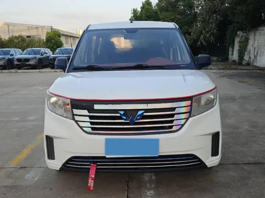 2019 WULING HONGGUANG thumbnail 2