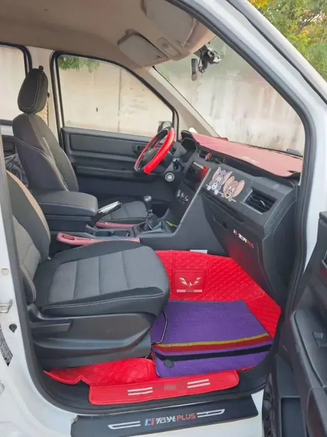 2019 WULING HONGGUANG thumbnail 4