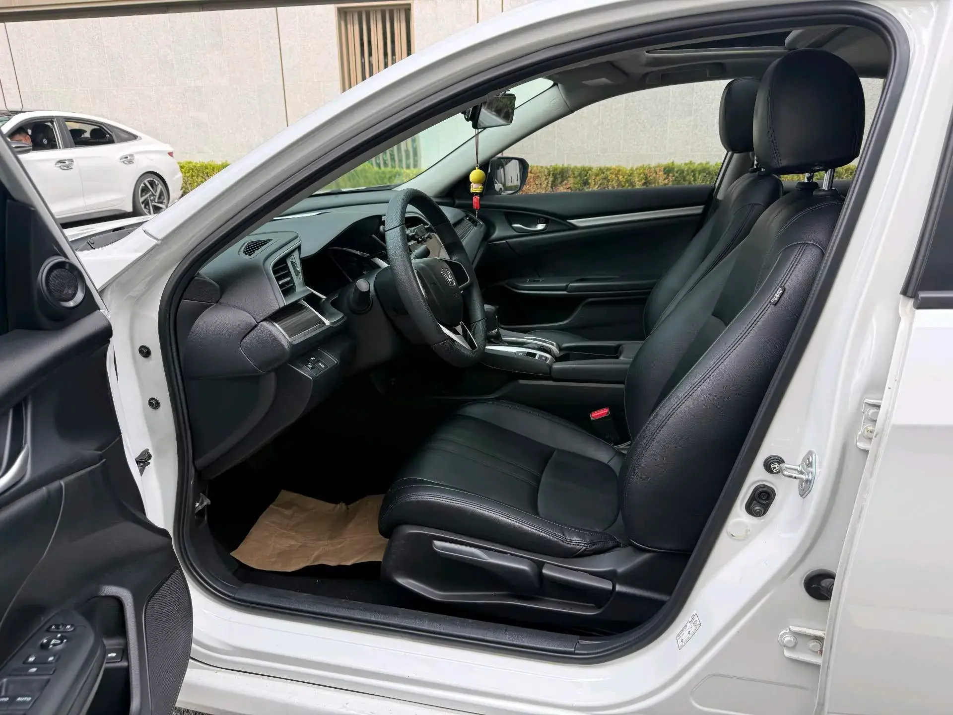 2019 HONDA CIVIC thumbnail 4