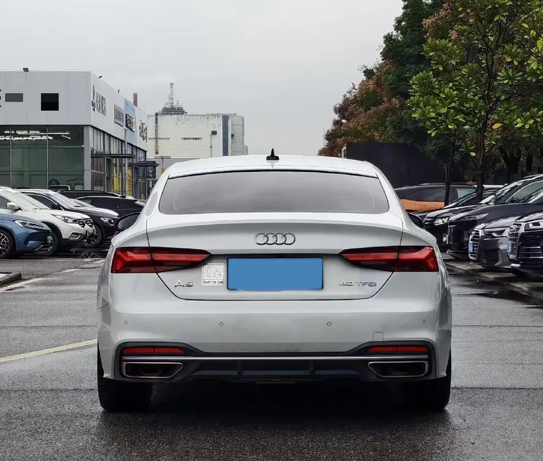2022 Audi A5 2.0T 204HP L4 7DCT,autocango,china used car exporter,china ev exporter,chinese used car exporter,chinese used ev exporter