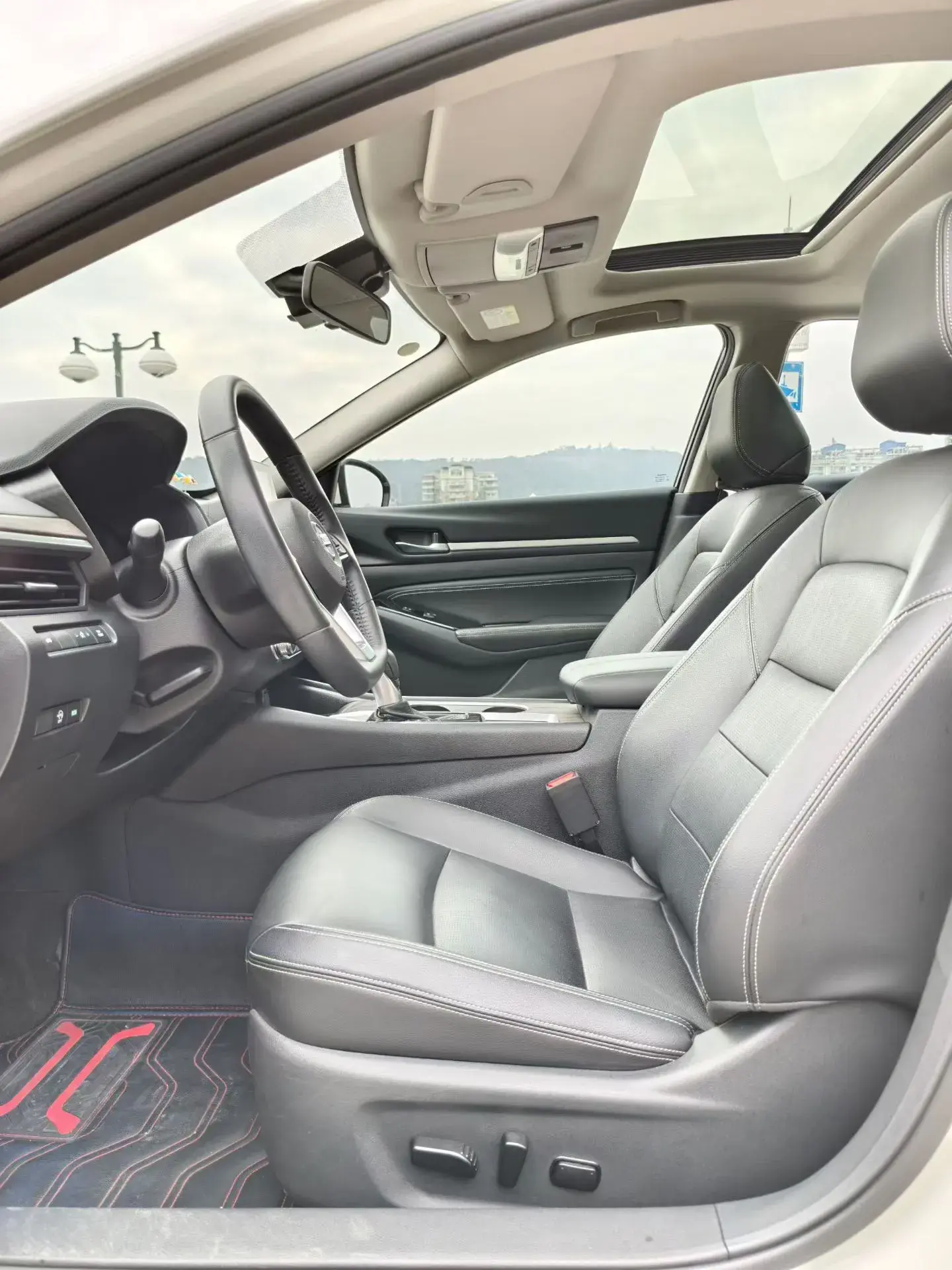 2021 NISSAN TEANA thumbnail 4