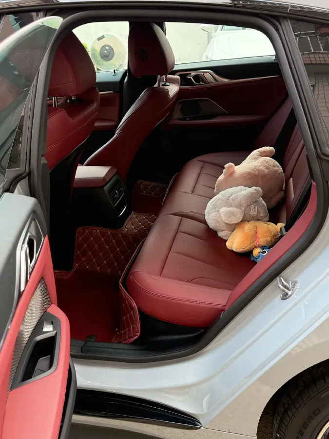 2022 BMW i4 BEV 83.9KWH,autocango,china used car exporter,china ev exporter,chinese used car exporter,chinese used ev exporter