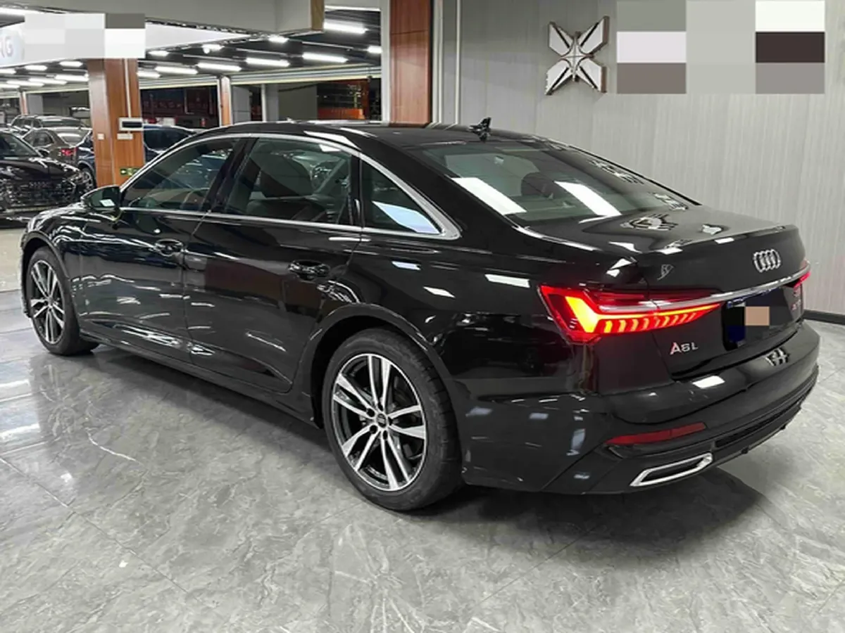 2022 Audi A6L 2.0T 190HP L4 7DCT,autocango,china used car exporter,china ev exporter,chinese used car exporter,chinese used ev exporter