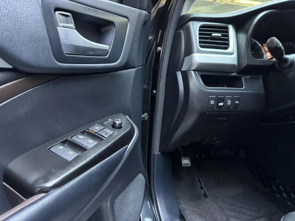 2018 Toyota Highlander 2.0T 220HP L4 6AT,autocango,china used car exporter,china ev exporter,chinese used car exporter,chinese used ev exporter